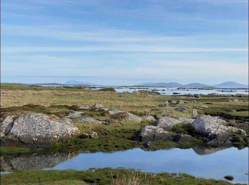 Drop Anchor House, Spacious 3 Bedroom Apartment, Fabulous Sea Views Cleggan Exterior foto